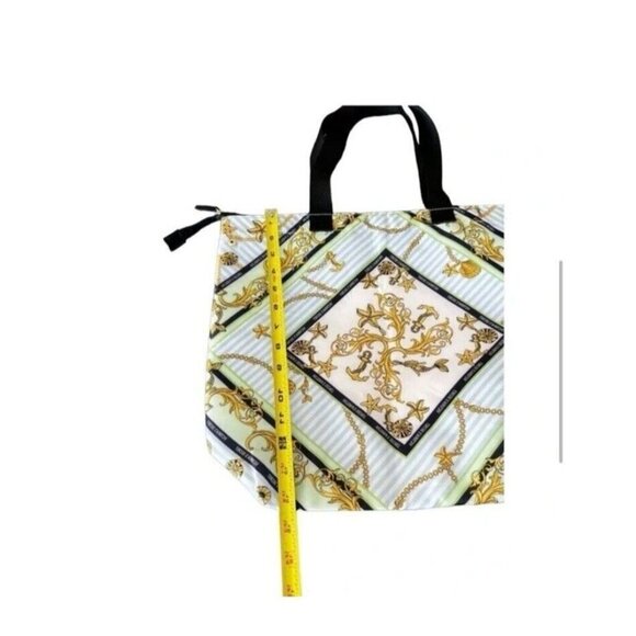 NWOT VICTORIA'S SECRET Insulated Cooler Tote Bag Zip Top Nautical Beach Themed - Picture 6 of 16